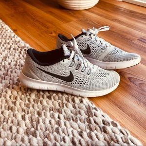 Women’s Free RN Nike Running Shoes